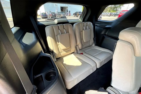 Used 2018 Ford Explorer XLT w/ Equipment Group 202A image 23