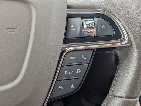 Certified 2023 Lincoln Nautilus AWD w/ Premium Package image 26