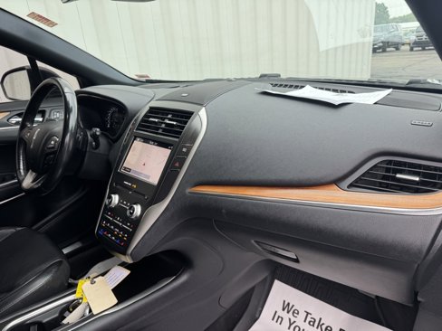 Used 2019 Lincoln MKC Reserve w/ MKC Climate Package image 40
