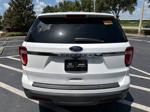 Used 2019 Ford Explorer FWD image 3