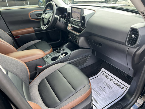 Used 2024 Ford Bronco Sport Outer Banks w/ Tech Package image 15