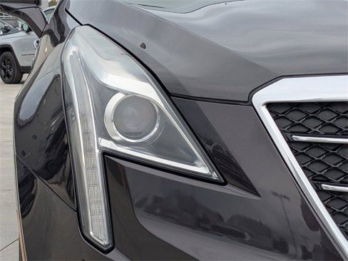 Used 2019 Cadillac XT5 Luxury w/ Advanced Security Package image 9