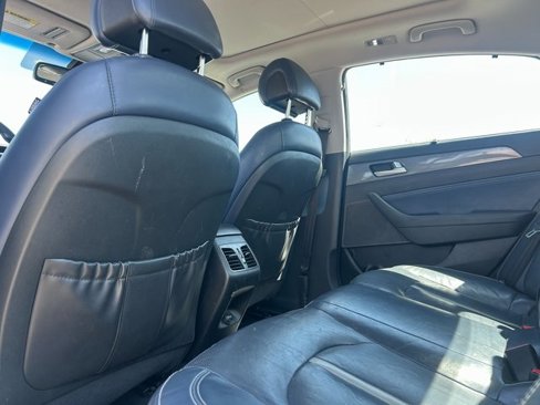 Used 2016 Hyundai Sonata Limited w/ Option Group 02 image 31