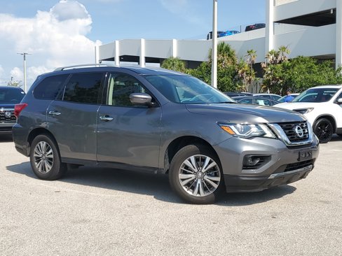 Used 2020 Nissan Pathfinder SV image 37