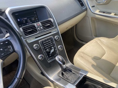 Used 2015 Volvo XC60 T5 Premier Plus image 15