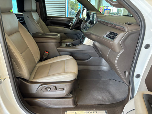 Used 2021 Chevrolet Suburban LT w/ Rear Media and Nav Package image 22