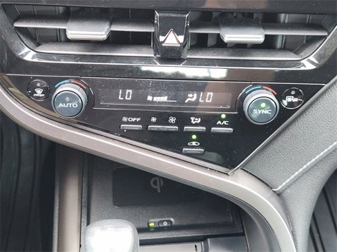Used 2021 Toyota Camry XSE w/ Carpet Mat Package (TMS) image 20