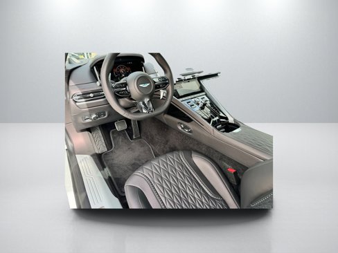 Used 2024 Aston Martin DB12 Coupe image 3