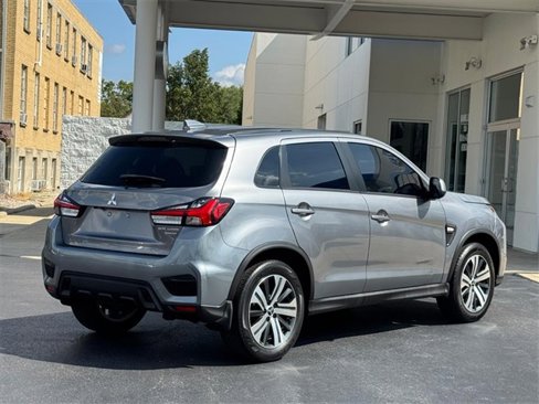 Used 2022 Mitsubishi Outlander Sport ES image 3