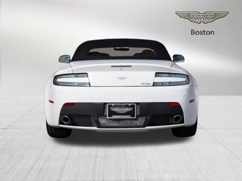 Used 2015 Aston Martin V8 Vantage Roadster image 7