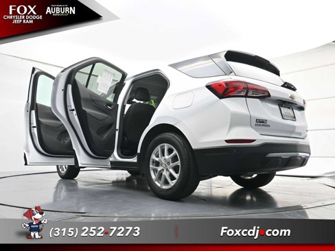 Used 2022 Chevrolet Equinox LT image 36