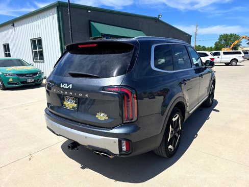 Used 2023 Kia Telluride EX image 9