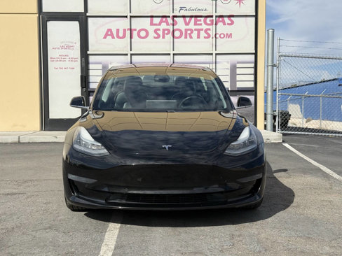 Used 2019 Tesla Model 3 Standard Range Plus image 3