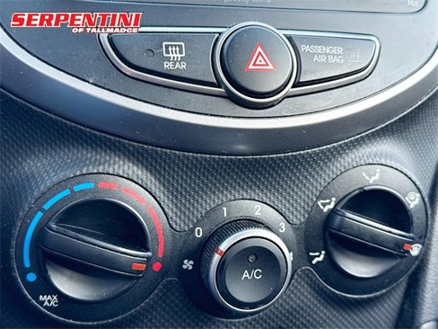 Used 2016 Hyundai Accent SE image 12
