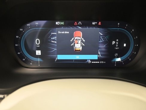 New 2025 Volvo XC60 B5 Core w/ Climate Package image 19