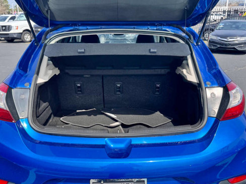Used 2018 Chevrolet Cruze LT w/ Convenience Package image 26