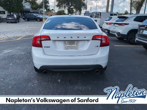 Used 2012 Volvo S60 T5 image 5