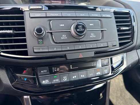 Used 2017 Honda Accord Sport image 25