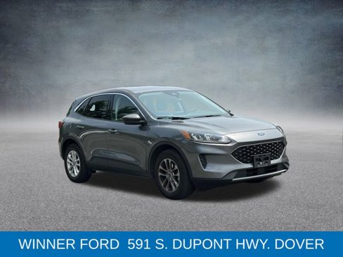 Used 2022 Ford Escape SE w/ Cold Weather Package image 4