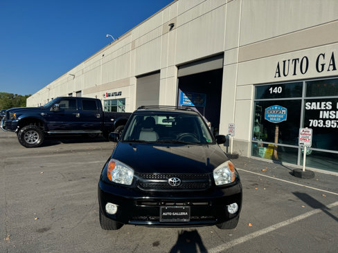 Used 2004 Toyota RAV4 2WD image 2