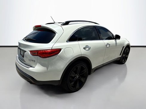 Used 2017 INFINITI QX70 AWD w/ Premium Package image 8