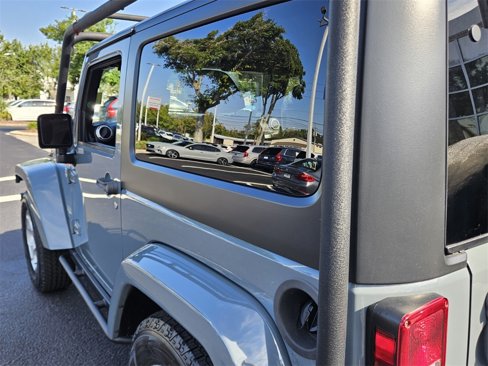 Used 2015 Jeep Wrangler Sahara w/ Connectivity Group image 7