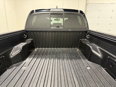 Used 2016 Toyota Tacoma SR5 image 10