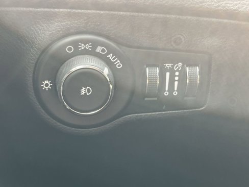 Used 2019 Jeep Compass Trailhawk image 29