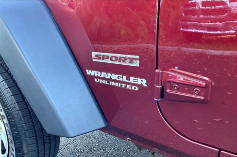 Used 2010 Jeep Wrangler Unlimited Sport image 8