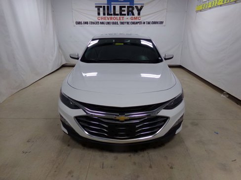 Used 2023 Chevrolet Malibu LT w/ Driver Confidence Package image 2
