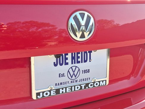 Used 2013 Volkswagen Jetta GLI Autobahn image 31