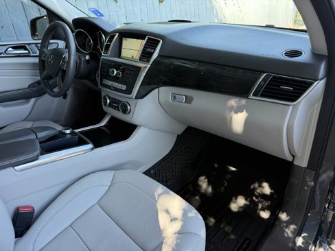 Used 2015 Mercedes-Benz ML 350 2WD image 18