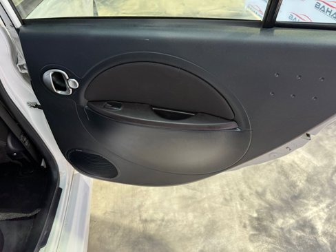 Used 2012 Mitsubishi i ES image 40