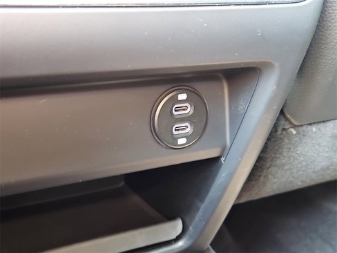 Used 2021 Porsche Cayenne Coupe image 27