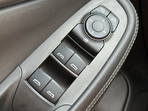Used 2024 Buick Encore GX Sport Touring image 25