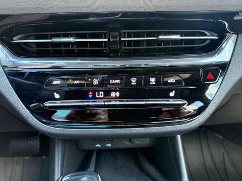 Certified 2025 Buick Envista Avenir image 21