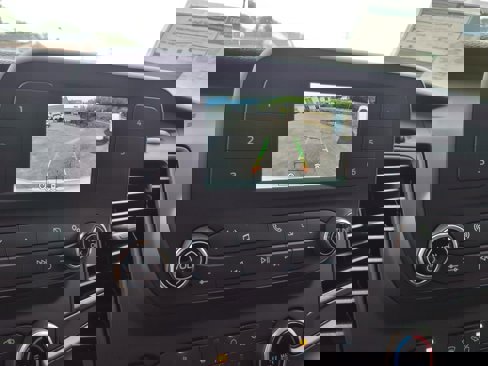 New 2025 Ford Transit 250 148 Medium Roof image 10
