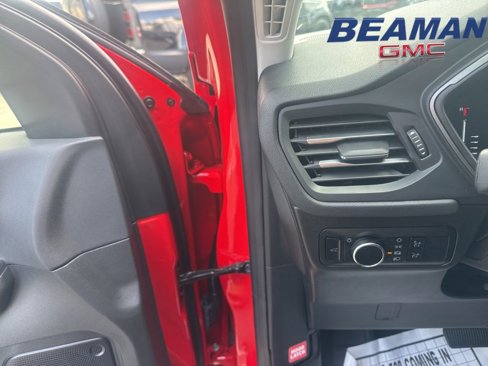 Used 2024 Ford Escape Active image 13