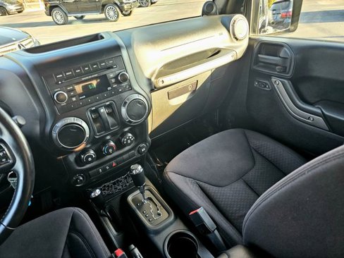Used 2013 Jeep Wrangler Sport image 32