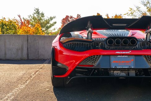 Used 2022 McLaren 765LT image 30