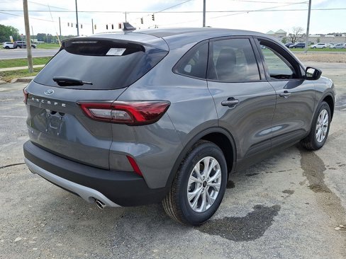 New 2025 Ford Escape Active image 3