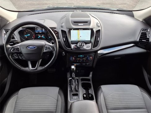 Used 2017 Ford Escape Titanium image 4