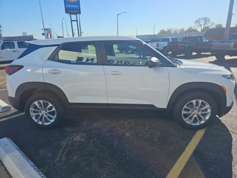 New 2025 Chevrolet TrailBlazer LS image 8
