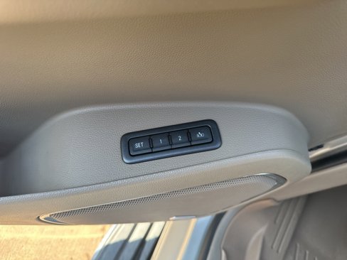 Used 2015 GMC Yukon SLT w/ Open Road Package image 15