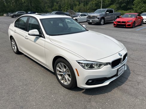Used 2018 BMW 320i xDrive Sedan w/ Convenience Package image 7