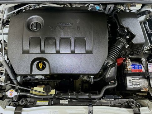 Used 2019 Toyota Corolla LE image 28