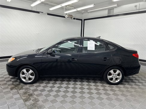 Used 2010 Hyundai Elantra SE image 2