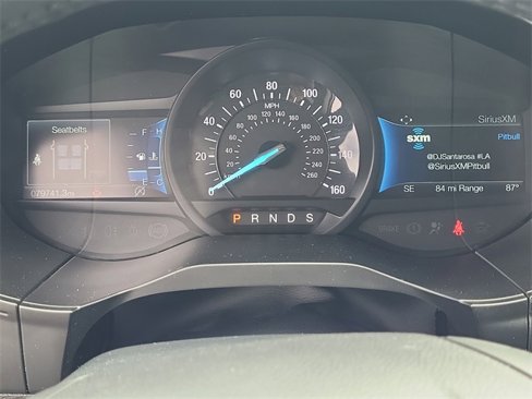 Used 2022 Ford Edge SEL image 11