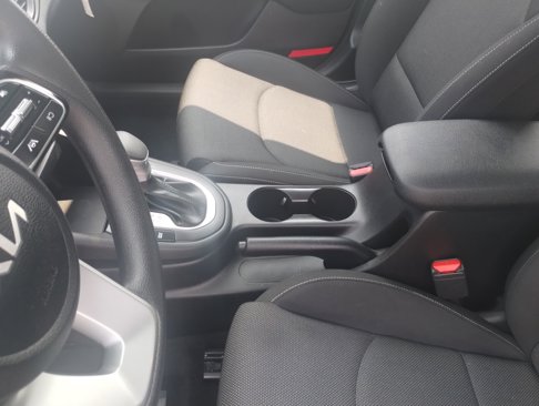 Used 2022 Kia Forte LXS w/ LXS Technology Package image 14