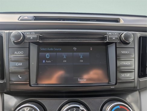 Used 2014 Toyota RAV4 LE image 14